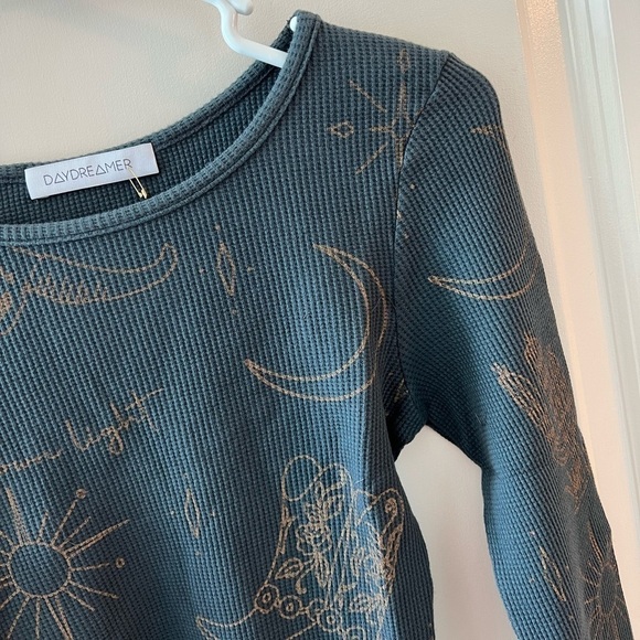 Daydreamer Western Long Sleeve NWT Thermal Crop - Picture 13 of 16